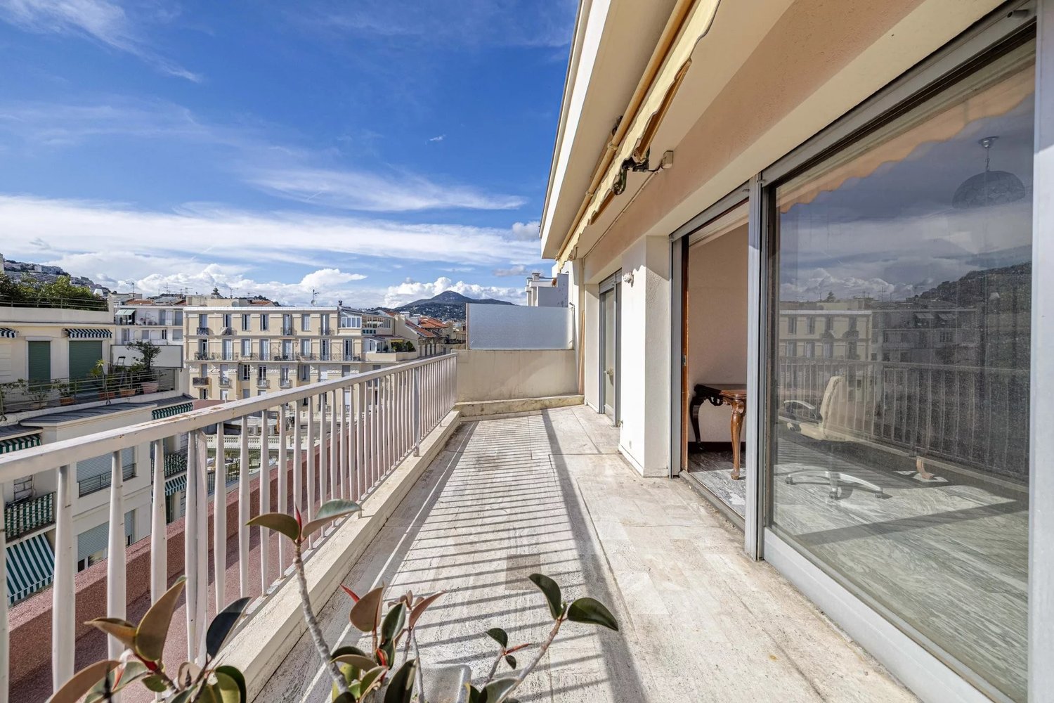 Property photo in Musicians Quarter