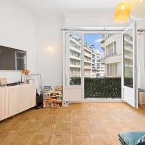Property in Musicians Quarter