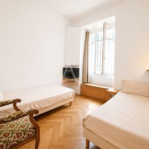 Property in Musicians Quarter