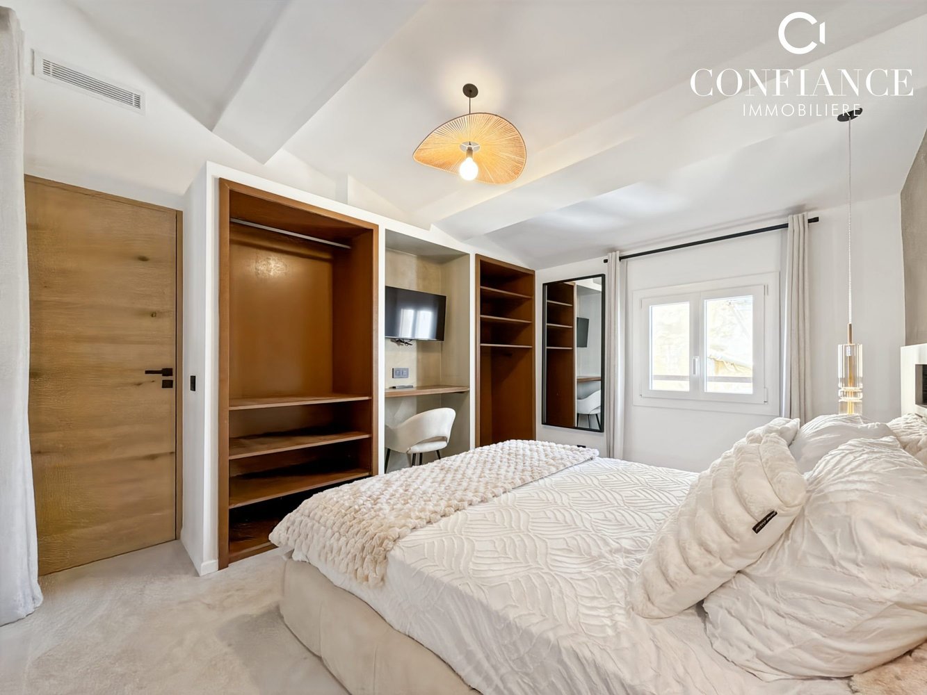 Property photo in Old Town