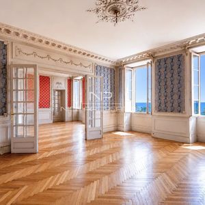 Property in Old Town