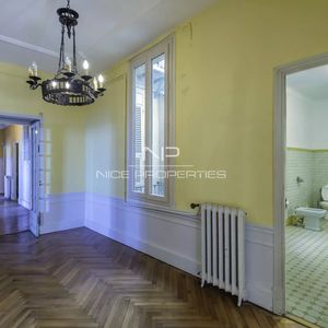 Property in Old Town