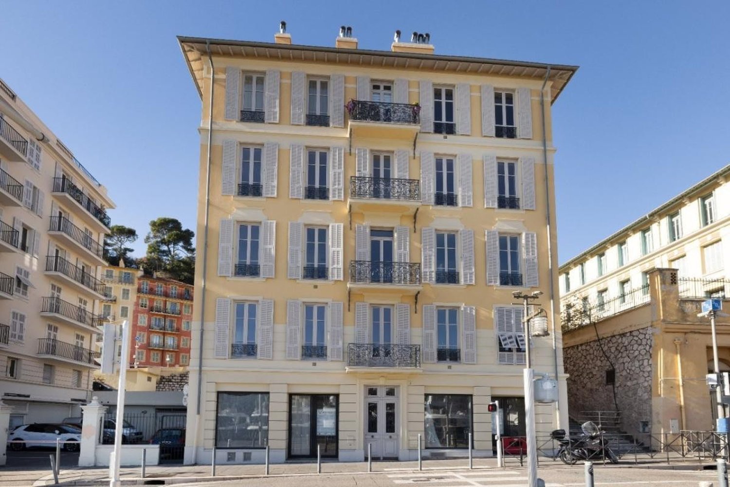 Property photo in Port