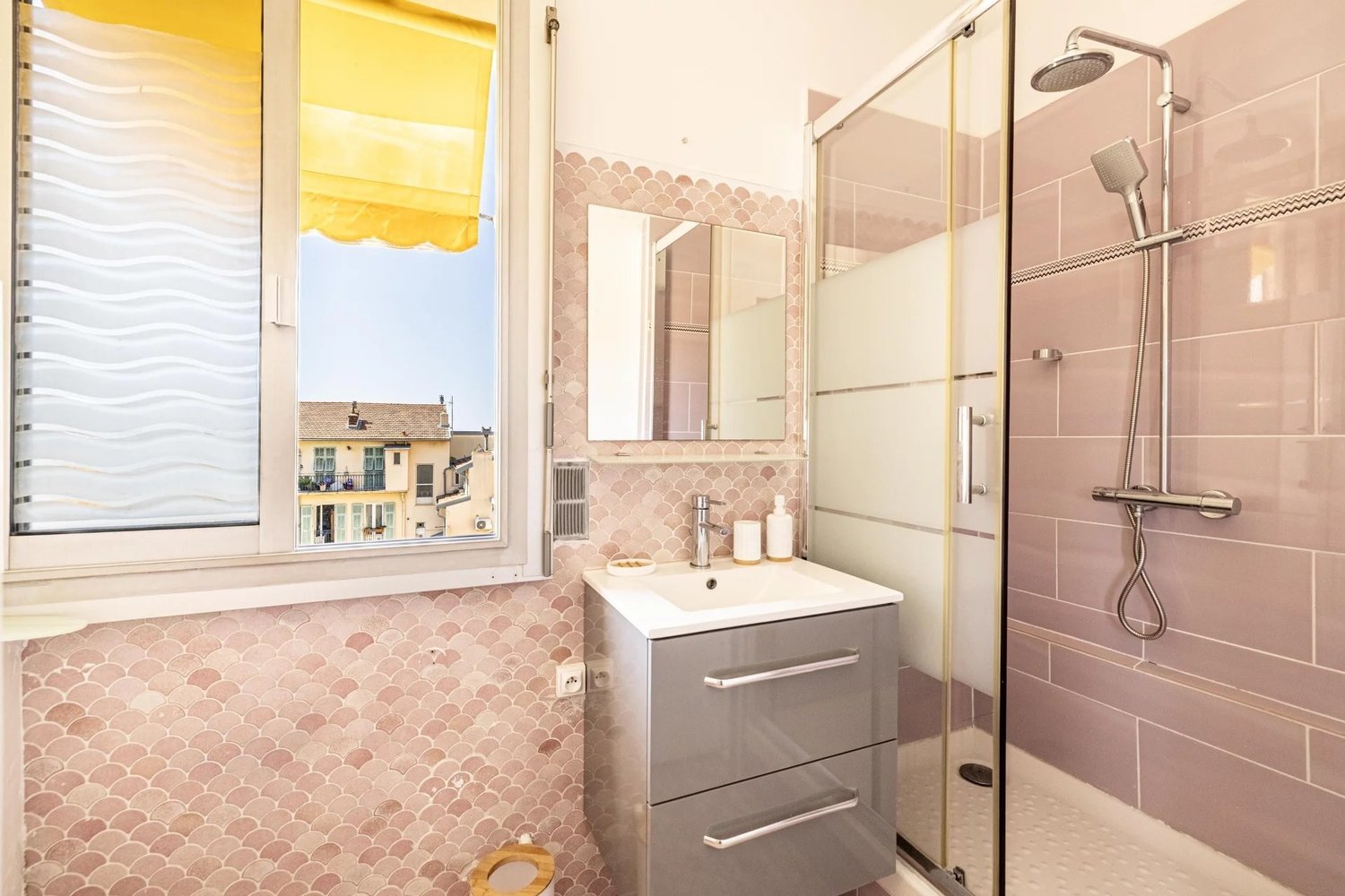 Property photo in Port
