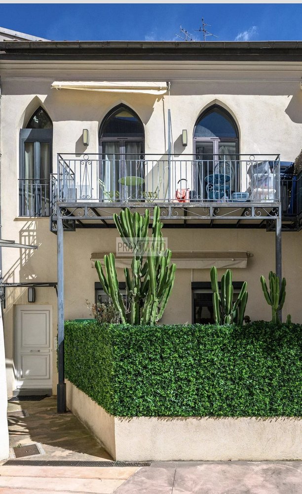 Property photo in Carre d'Argent