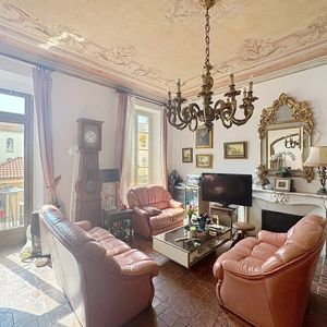 Property in Carre d'Argent