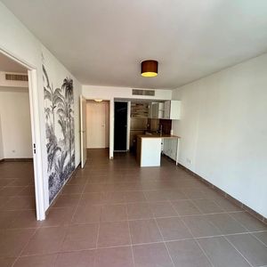 Property in Carre d'Argent