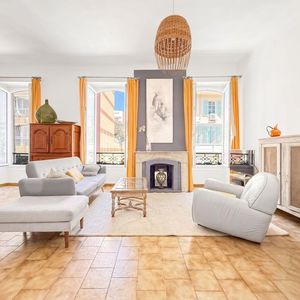 Property in Carre d'Argent