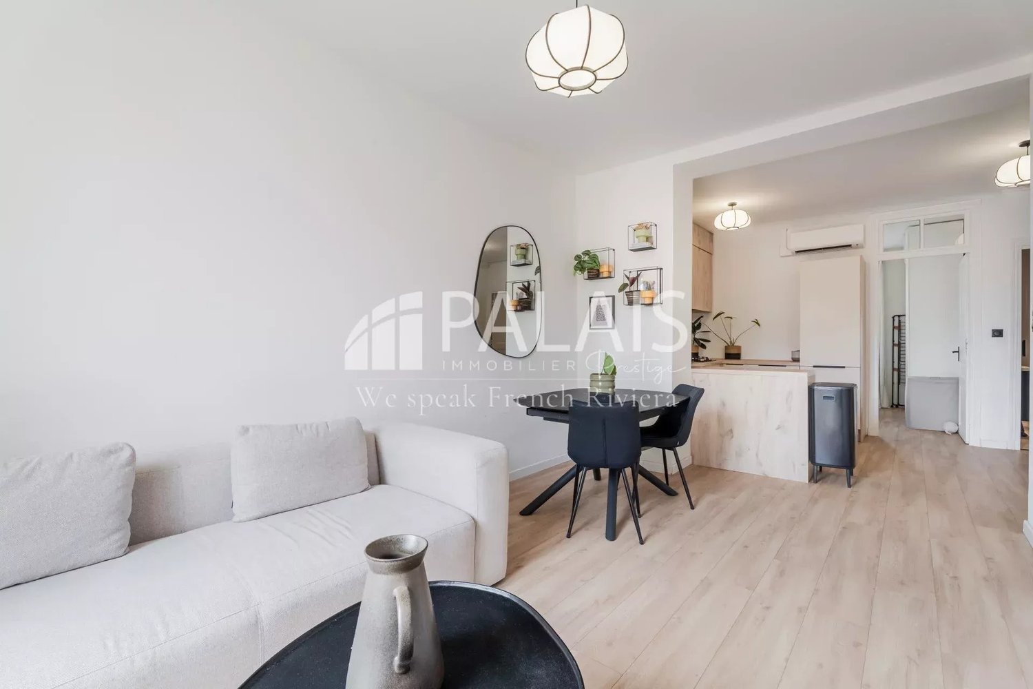 Property photo in Carre d'Argent