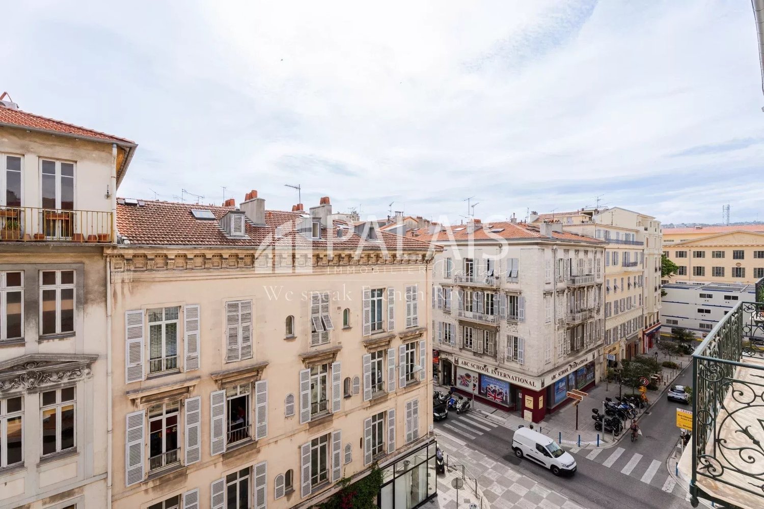 Property photo in Carre d'Argent