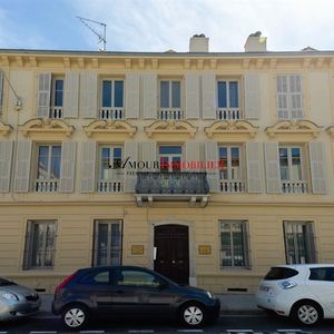 Property in Carre d'Argent