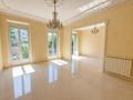 Thumbnail photo