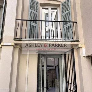 Property in Carre d'Argent