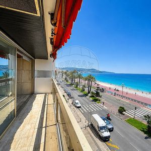 Property in Carre d'Or