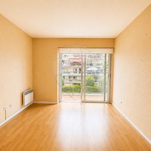 Property in Carre d'Or