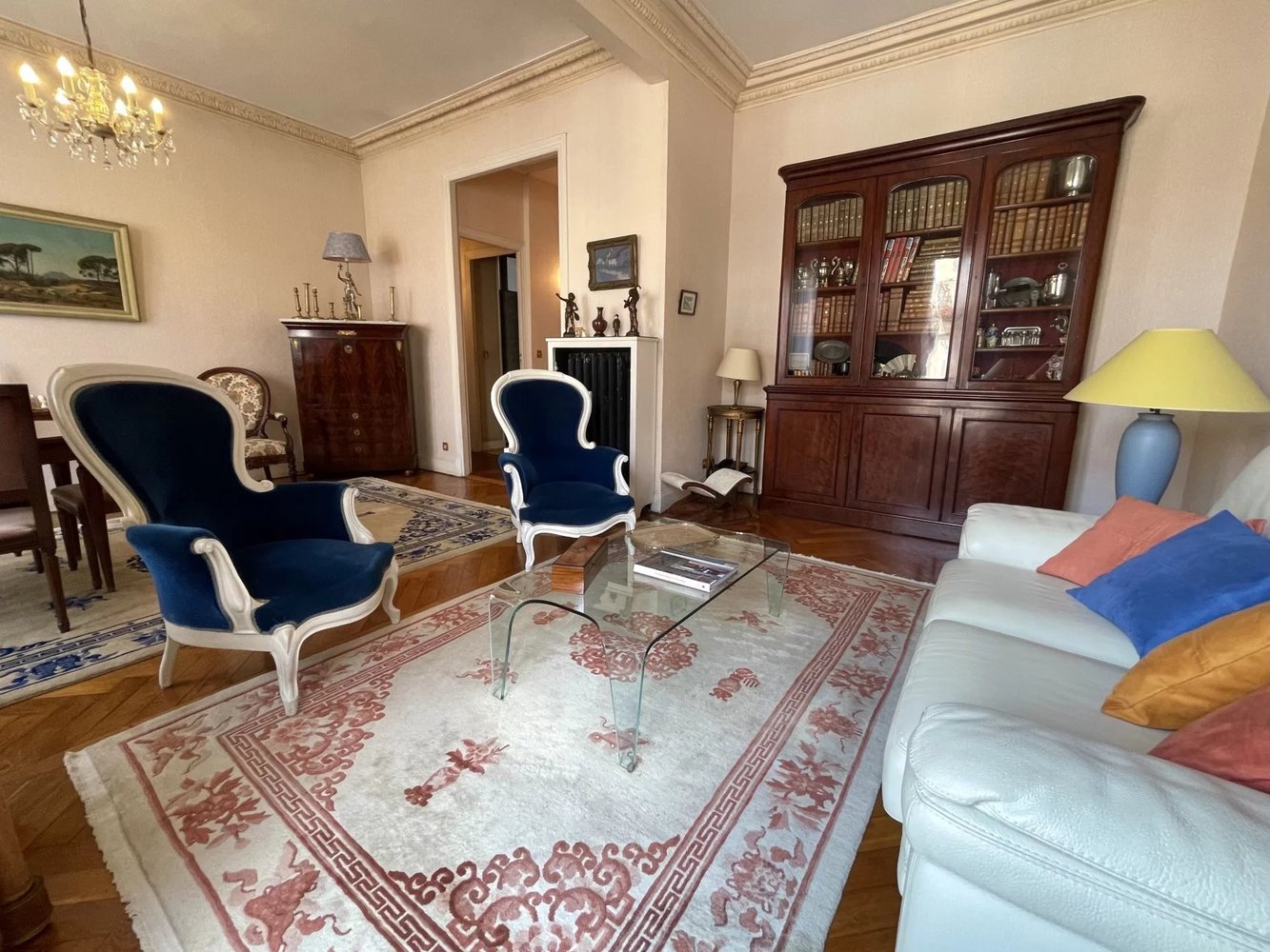 Property photo in Carre d'Or