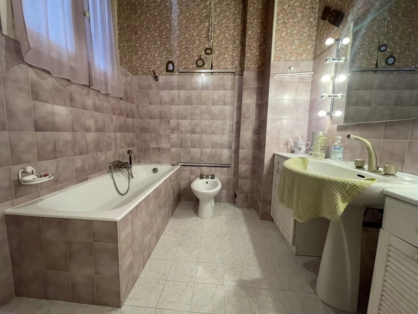 Property photo in Carre d'Or