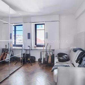 Property in Carre d'Or