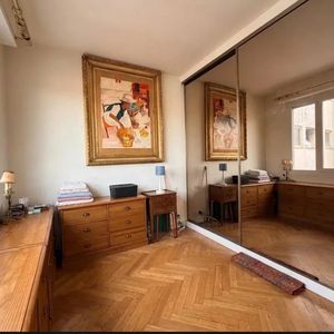 Property in Carre d'Or