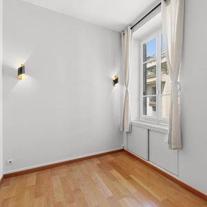 Property in Carre d'Or