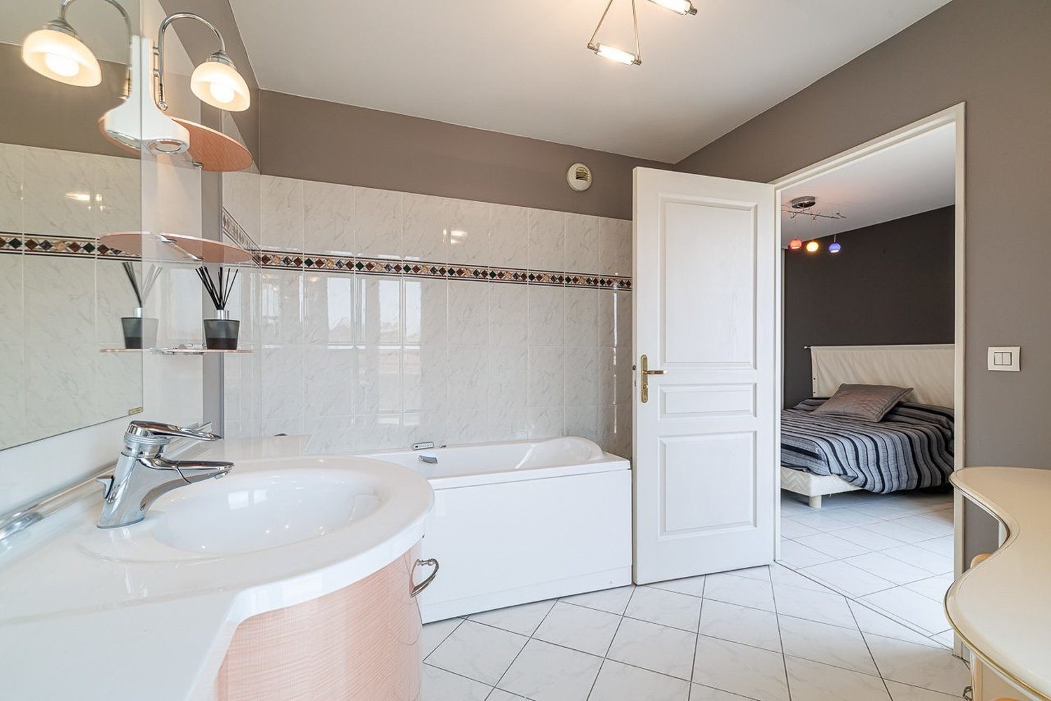 Property photo in Carre d'Or