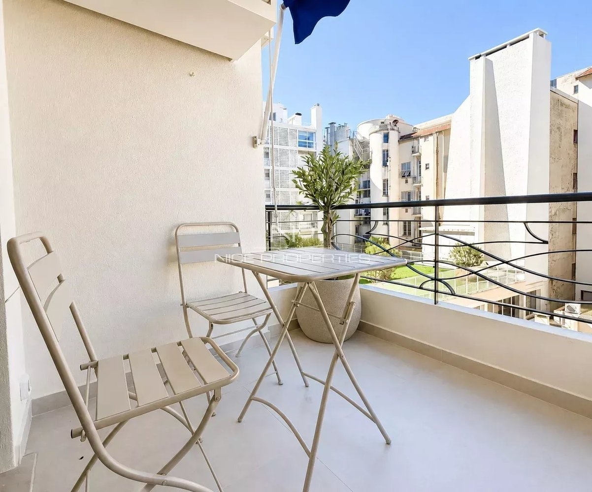 Property photo in Carre d'Or