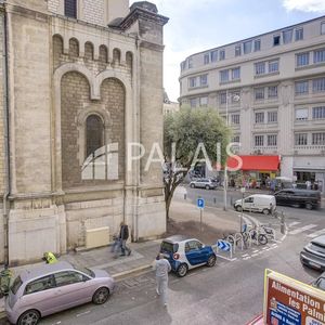 Property in Carre d'Or
