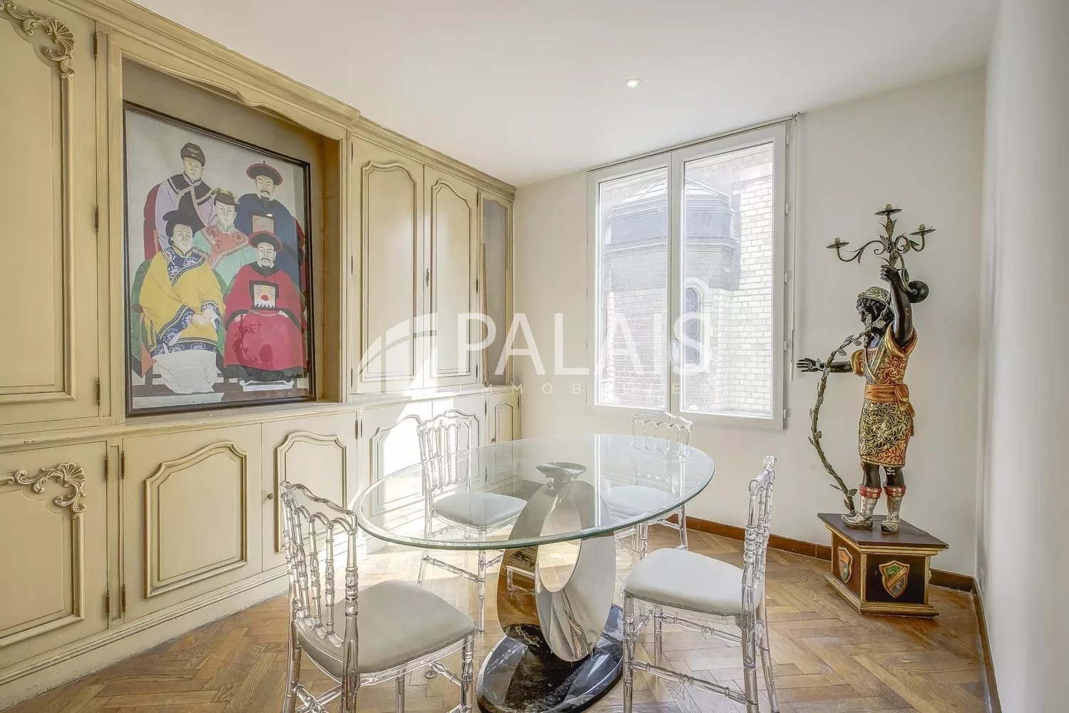 Property photo in Carre d'Or