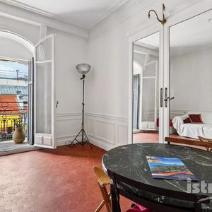 Property in Carre d'Or