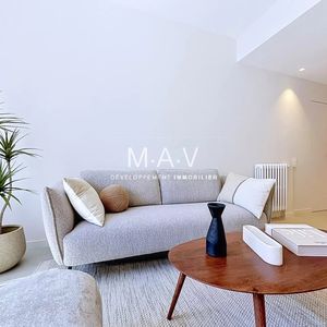 Property in Carre d'Or