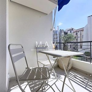 Property in Carre d'Or