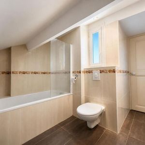 Property in Carre d'Or