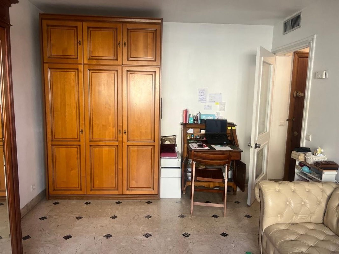 Property photo in Carre d'Or