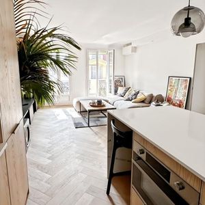 Property in Carre d'Or