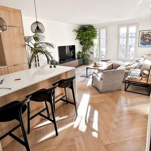 Property in Carre d'Or