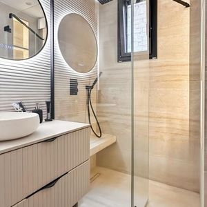 Property in Carre d'Or