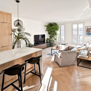Property in Carre d'Or