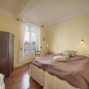 Property in Carre d'Or