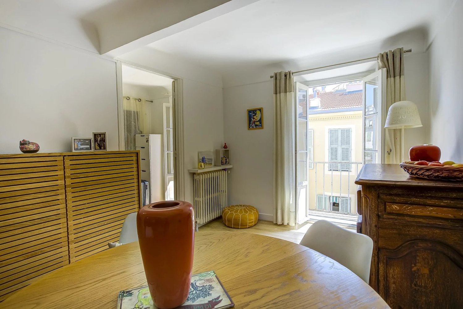 Property photo in Carre d'Or