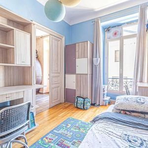 Property in Carre d'Or