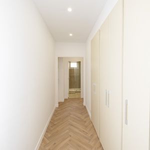 Property in Carre d'Or
