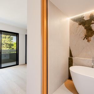 Property in Carre d'Or