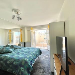 Property in Carre d'Or
