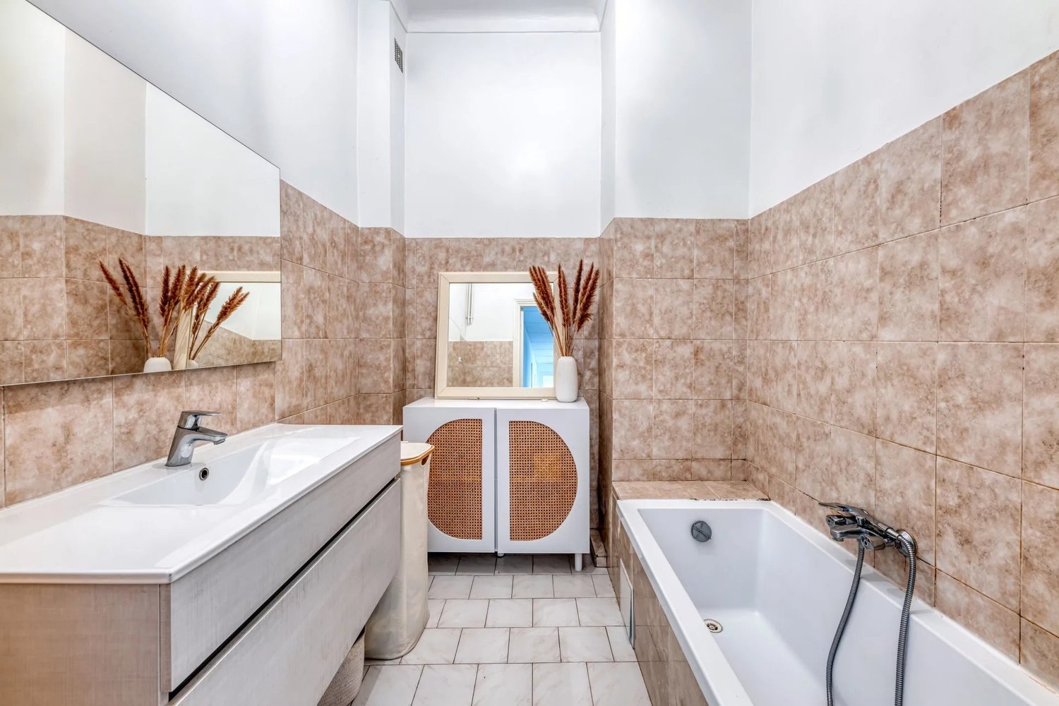 Property photo in Musicians Quarter