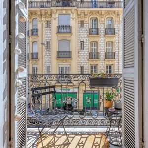 Property in Musicians Quarter