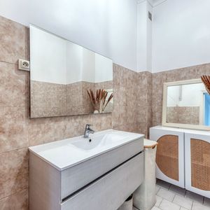 Property in Musicians Quarter