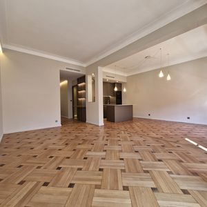 Property in Musicians Quarter