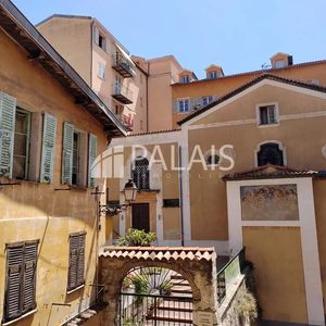 Property in Old Town