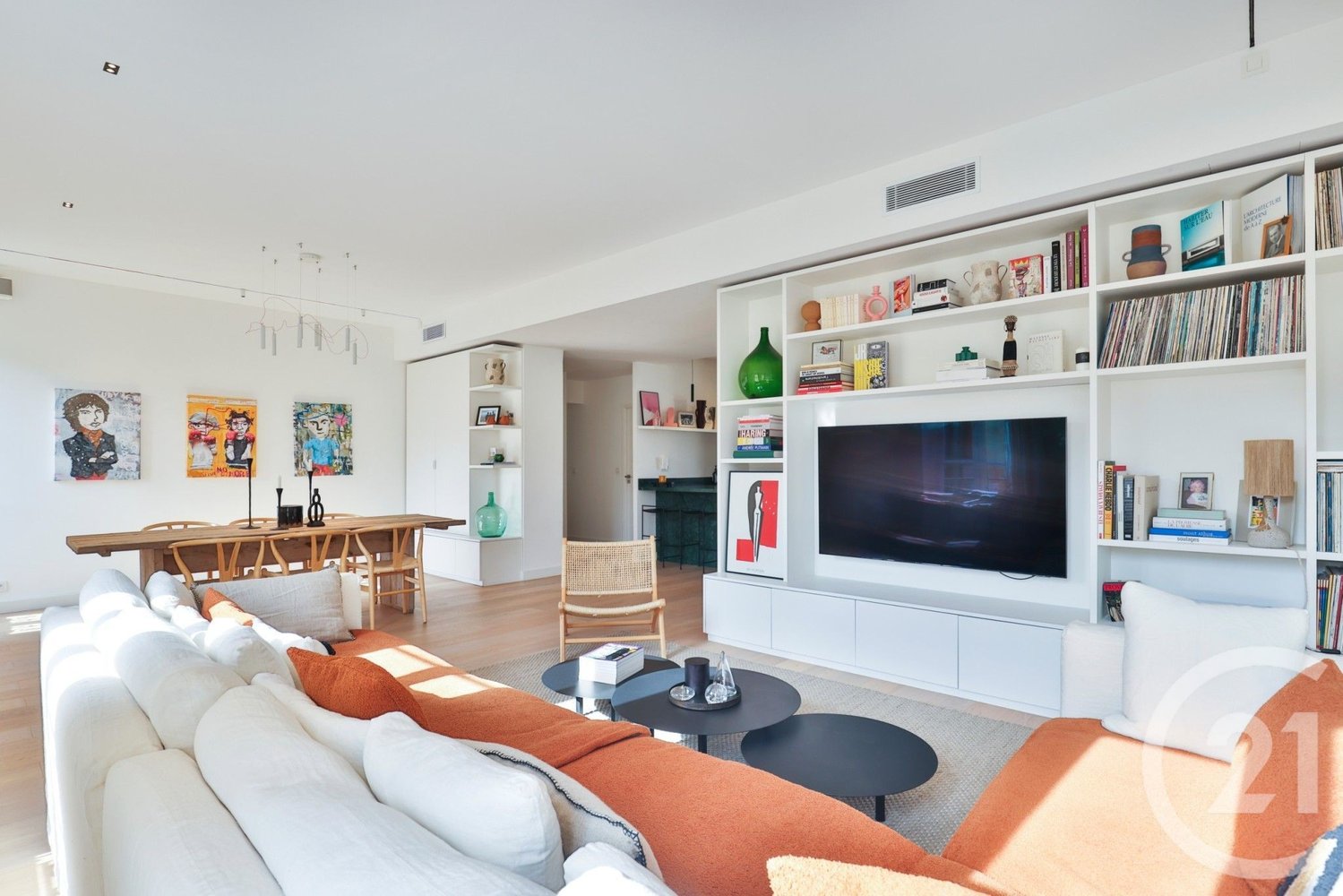 Property photo in Port