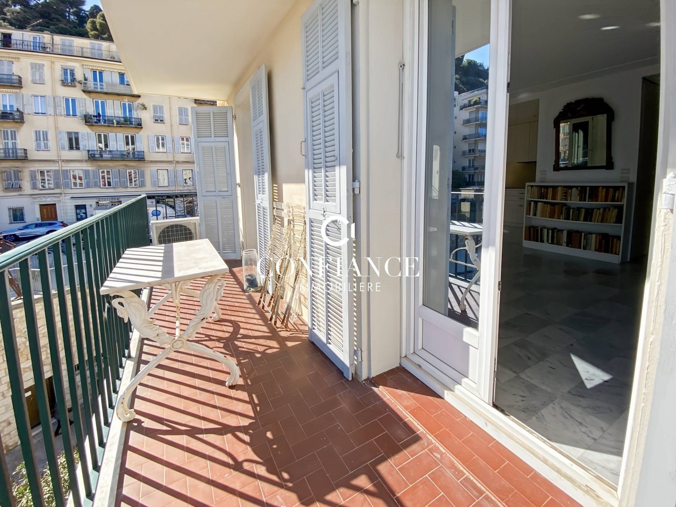 Property photo in Port